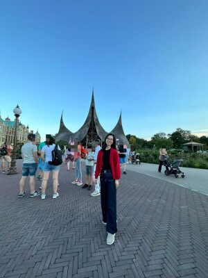 MEIQUN zoekt een Kamer / Appartement in Apeldoorn